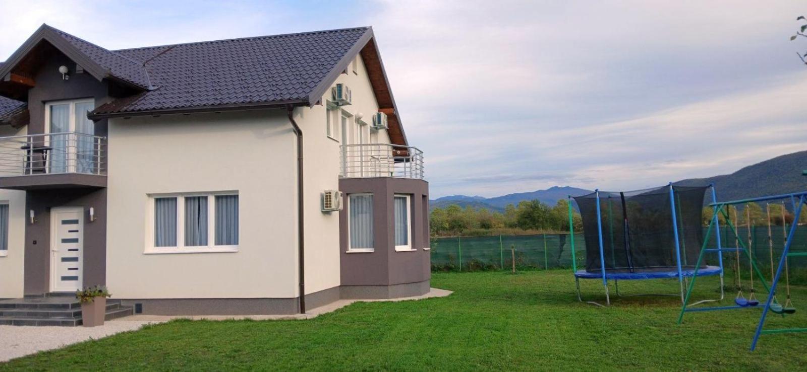 Villa 'whispering Pines' Ilidza *
